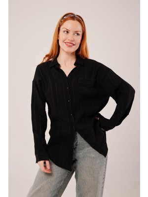 Etiler Collection Hakim Yaka Çizgili Cep Detaylı Siyah Gömlek