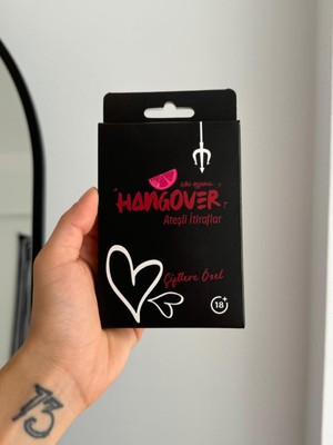 Dükkan Design Hangover Mini Ateşli Itiraflar Içki Oyunu