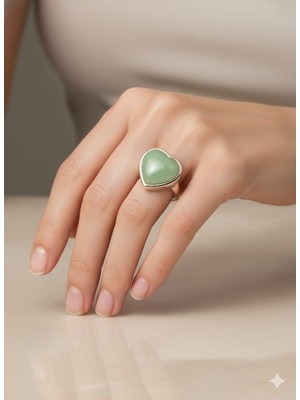 Yeşim Taşlı Kalp Şeklinde Yüzük