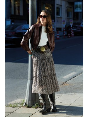 Quzu Retro Geometrik Desenli Beli Bağcık Detaylı Midi Etek