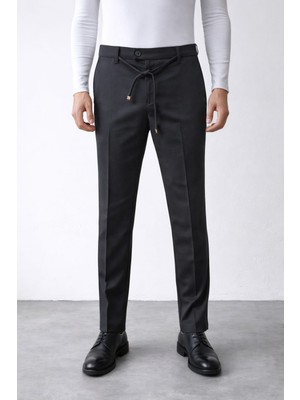 Erkek Jogger Pantolon Belden Ipli Rahat Tam Kalıp Siyah