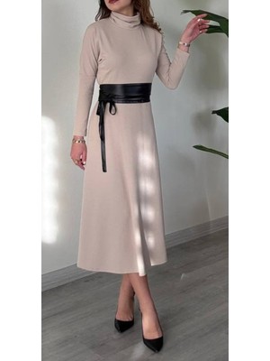 Şamdan Kemer Detaylı Triko Elbise