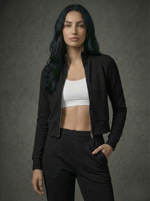 İnci Zehra Kadın Siyah Fermuarlı Dik Yaka Spor Ceket