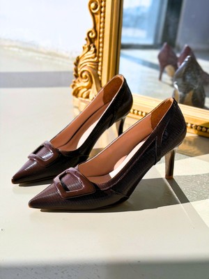 I Love Shoes Finrel Stiletto Acıkahve Rugan Toka Detaylı