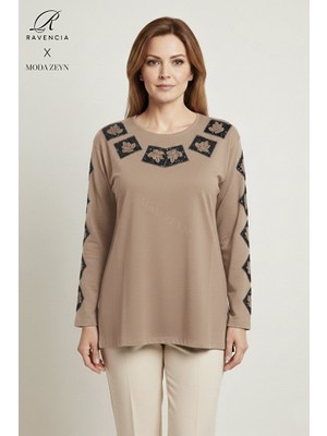 Ravencia Kadın Orta Yaş ve Üzeri Viskon Kare Taşlı Yırtmaçlı Işlemeli Likralı Anne Penye Bluz