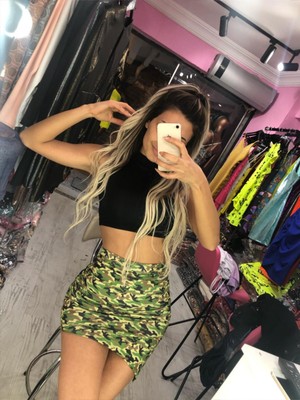 Pink and pink Kamulaj Desen Etekli Siyah Büstiyerli Ikili Takım