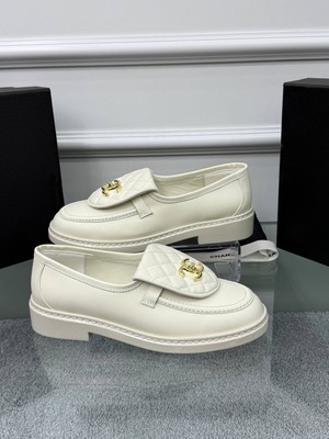 Chanel Beyaz Kadın Ayakkabı Şık ve Özel