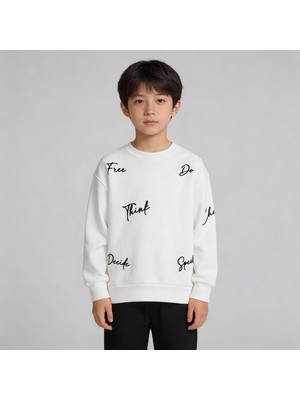 Bisiklet Yaka Nakışlı Oversize Kalıp Çocuk Sweatshirt
