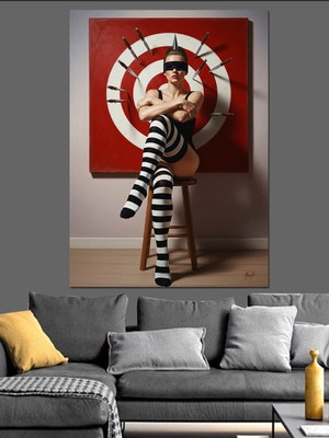 Karizma Tablo Hedef Tahtası Önünde Kadın Dekoratif Kanvas - Mdf Ahşap Tablo