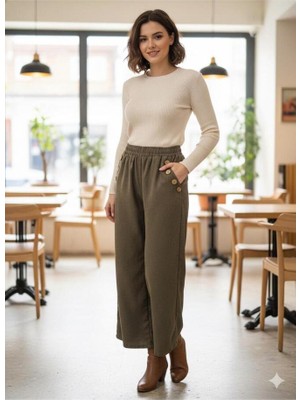 Kadın Kadife Kumaş Yandan Düğme Detaylı Bol Paça Fitilli Pantolon