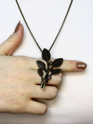 Esha Doğal Taş Pembe Kuvars Doğal Taşlı Otantik Yaprak Model Kadın Kolye EUK51PK