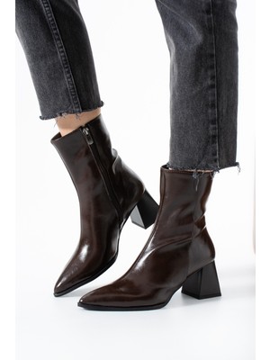 Bufu Emilia Topuklu Sivri Burun Yan Fermuarlı Kadın Bot | Günlük & Şık Kombinlere Uygun