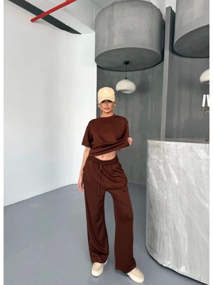 Moda Loris Osy Modal Yumuşak Dokulu Kumaş Kısa Kollu Bluz Rahat Pantalon Ikili Takım- Kahverengi