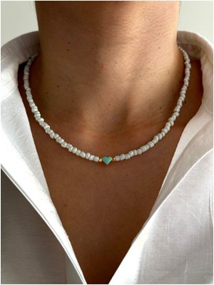 Hercy Kalpli Beyaz Boncuklu Kolye