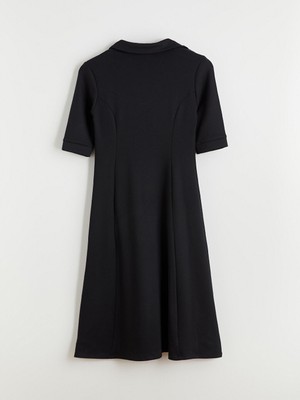 LC Waikiki Classic Siyah Polo Yaka Belden Oturtmalı Elbise