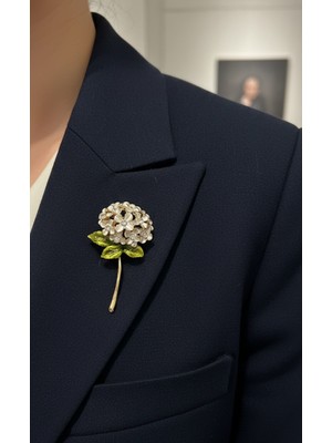 Efeaks Kristal Taşlı Gold Detay Beyaz Ortanca Çiçekli Broş