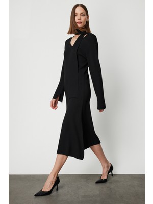 On Kadın V Yaka Kuşaklı Triko Elbise 63401 Siyah