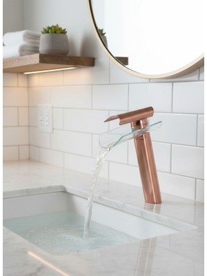 Emfa Aksesuar Modern Bakır Lavabo Bataryası - Cam Oluklu Rose Gold Lavabo Bataryası