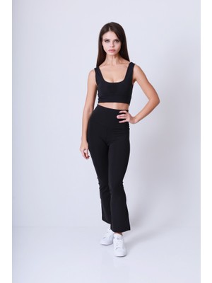 Aiza  Ispanyol Paça Spor Tayt