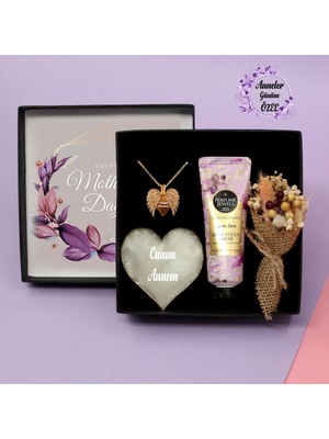 UltraNova Anneler Günü Hediye Seti: Kanat Kolye, Kalp Plaka, El Kremi ve Kuru Çiçek