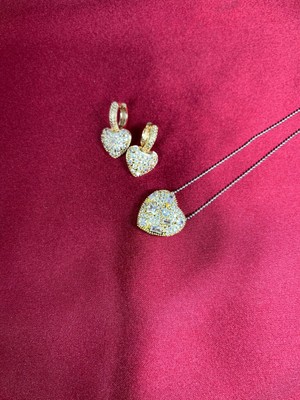 Sphere Jewelry Parıltılı Çelik Kalp Küpe