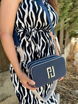 Just Polo Kadın Günlük Veya Özel Günlere Uygun Jp Aksesuarlı Lakos Ayarlanabilir Askılı Şık El & Omuz Çantası Ebat: 21 x 13 cm