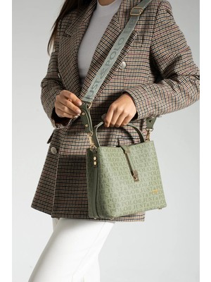 Just Polo Kadın Günlük Kullanıma Uygun Ayarlanabilir Askılı Şık El & Omuz Çantası Ebat: 22 x 20 cm