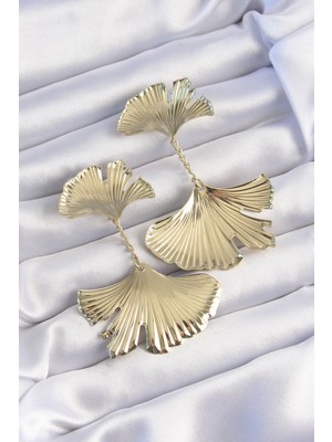 Pirinç Gold Renk Tırtıklı Yaprak Model Sallantılı Küpe