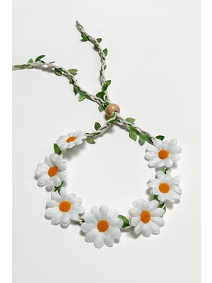 Papatya Örgülü Yapraklı Taç