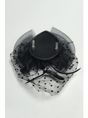 Fiyong Tüylü Dantelli Şapka Toka