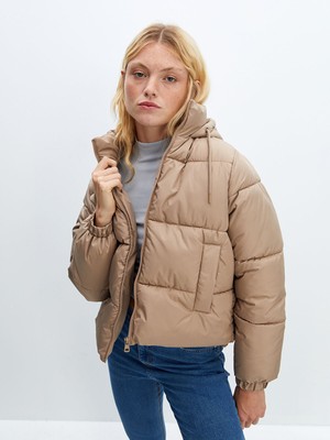 Lc Waikiki Yeni Sezon Kapüşonlu Kadın Şişme Mont