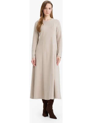 DeFacto Bisiklet Yaka Uzun Kollu Selanik Kumaş Maxi Elbise G8779AX26SP