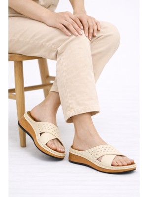 Wordex Apl 463-10 Yumuşak Taban Çapraz Bant Kadın Günlük Dışarı Terlik