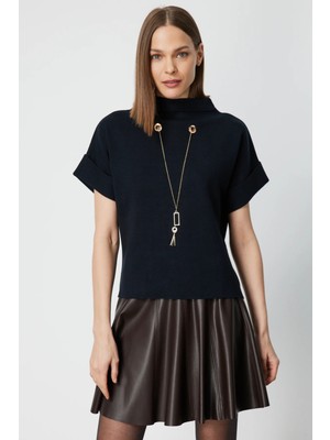 On Kadın Aksesuar Detaylı Dik Yaka Triko Kazak 65340 Siyah