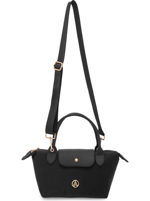 Armine Kapaklı Kolon Askılı Yarasa Çanta Siyah ARM174