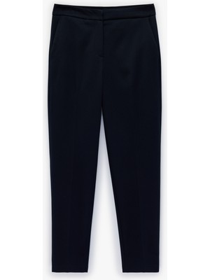 Koton Viskon Karışımlı Cepli Slim Fit Yüksek Bel Cigarette Pantolon