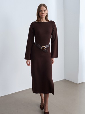 Dilvin 90267 Kayık Yaka Yırtmaçlı Triko Elbise-Kahve