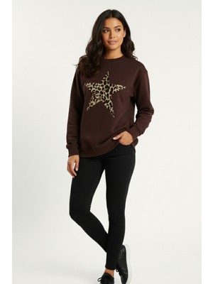 Kadın Leopar Desenli Yıldız Baskılı Bisiklet Yaka Oversize Sweatshirt