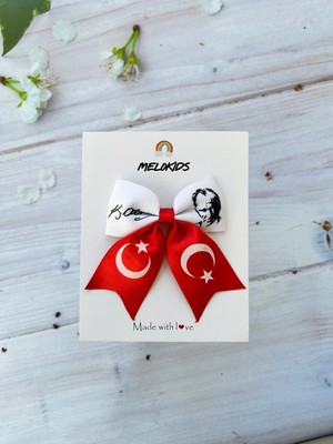MELOKİDS Türk Bayrağı ve Atatürk Imzası Klipsli Toka