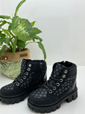 Bozan Almera Kız Çocuk Desenli Bot