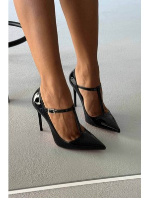 Ayakkabı Prensi Wren Taşlı Toka Detaylı Siyah Rugan