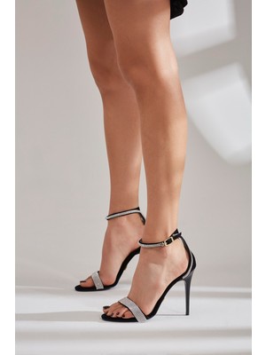 Ayakkabı Prensi Castor Taş Detaylı Siyah 10 cm Kadın Klasik Topuklu Ayakkabı