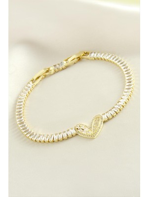 Bijuteri Net Kalp Baget Taşlı Lüks Çelik Bileklik