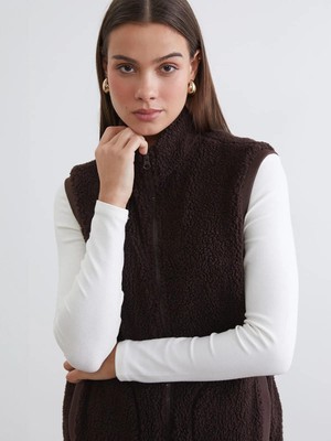 LC Waikiki Dik Yaka Kadın Pelüş Yelek  (W5)