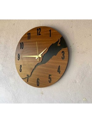 Kuaför Ahşap Duvar Saati....üzerine Eklenecek Isim Sipariş Mesajı ile Bildirilir.. No:27