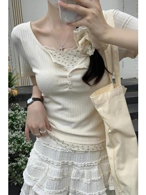 8line Ekru Düğmeli Ek Parçalı Kısa Kollu Crop