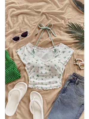 8line Yeşil Dantelli Madonna Yaka Ek Askılı Kısa Kollu Crop