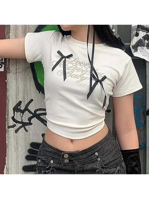 8line Beyaz Love To Love You Baby Fiyonk Kısa Kollu Crop