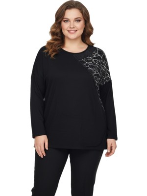 Nazal Kadın Siyah Sıfır Yaka Taşlı Bluz BGL-ST05156