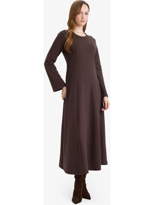 DeFacto Bisiklet Yaka Uzun Kollu Selanik Kumaş Maxi Elbise G8779AX26SP